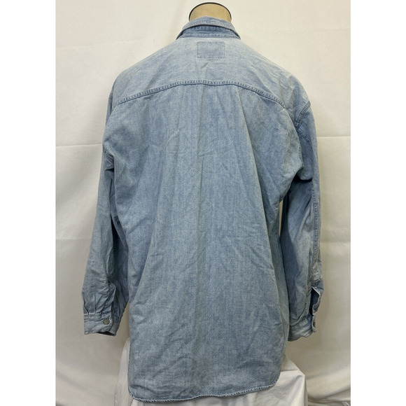 VTG Levis Shirt Men X-Large Blue Denim Light Wash Long Sleeve Button Red Tab - Picture 3 of 10